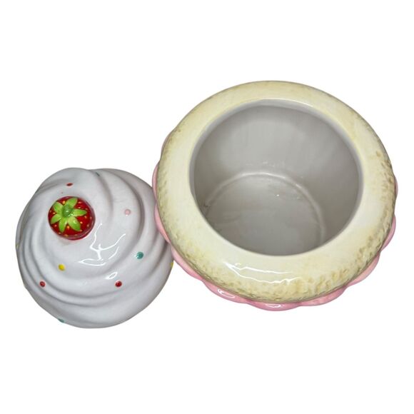 World Market Ceramic Cupcake Cookie Jar Large Strawberry Topper Kitchen Decor - Picture 4 of 6